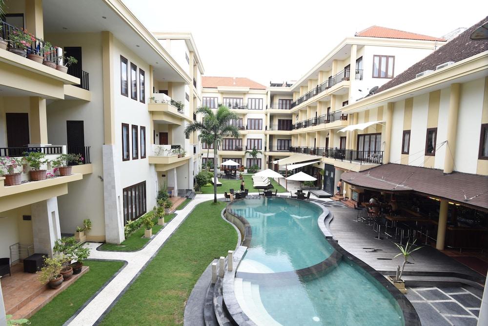 Kuta Town House Apartments Екстериор снимка