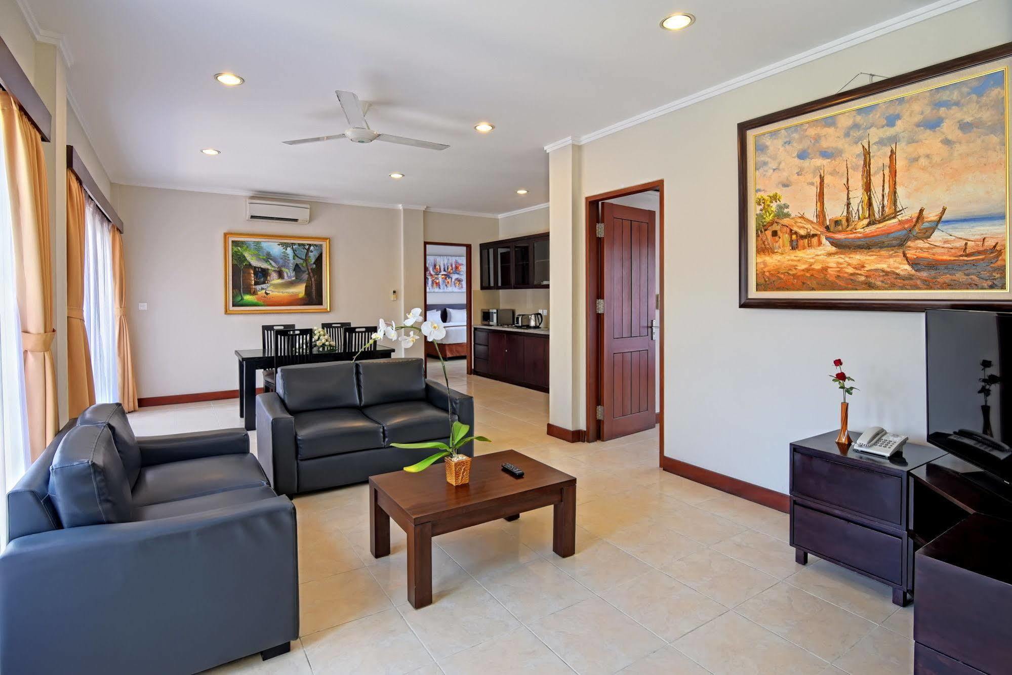 Kuta Town House Apartments Екстериор снимка